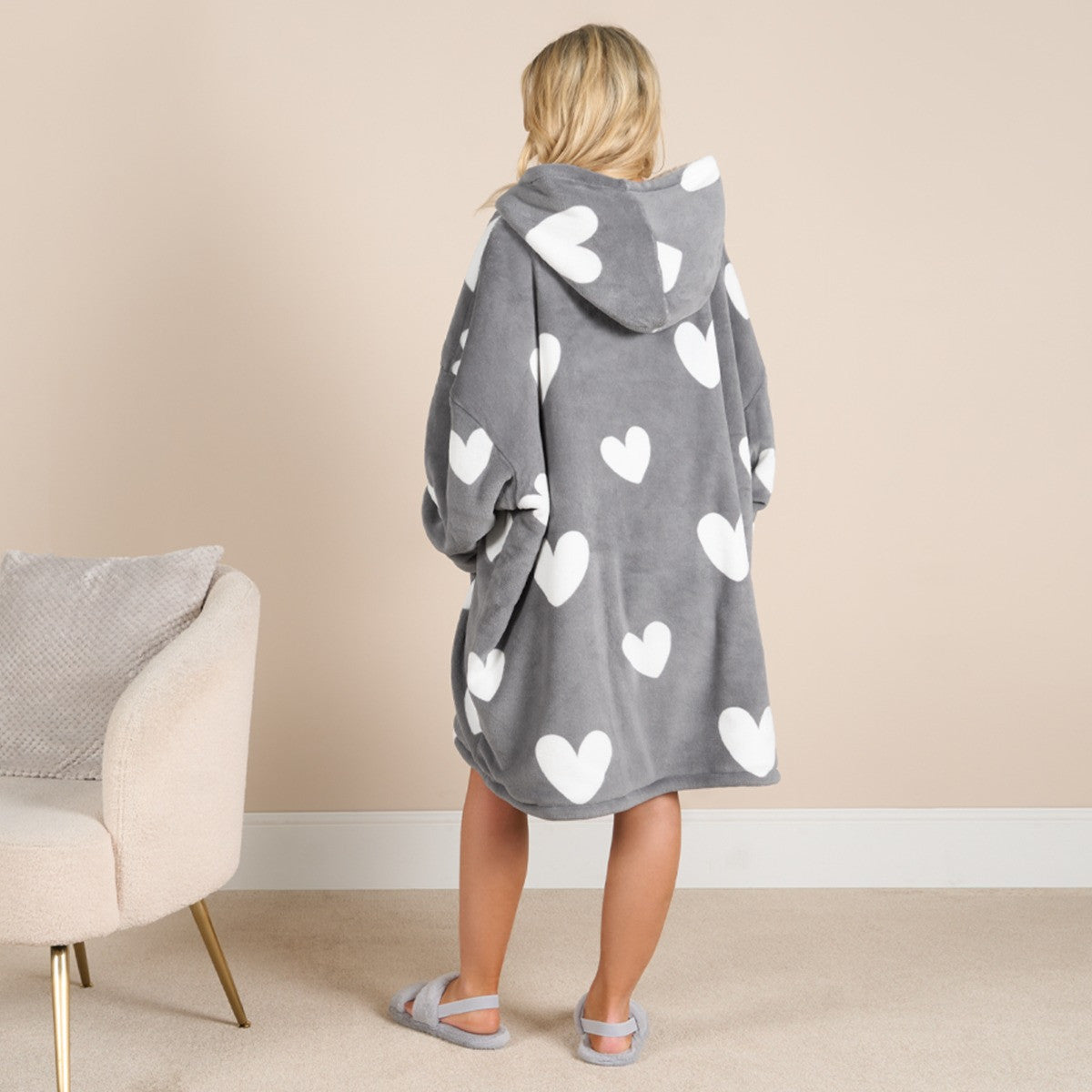 Electric Heated Hoodie Blanket – Adults Heart Print, Charcoal Sherpa, USB Heated Wearable Throw, One Size